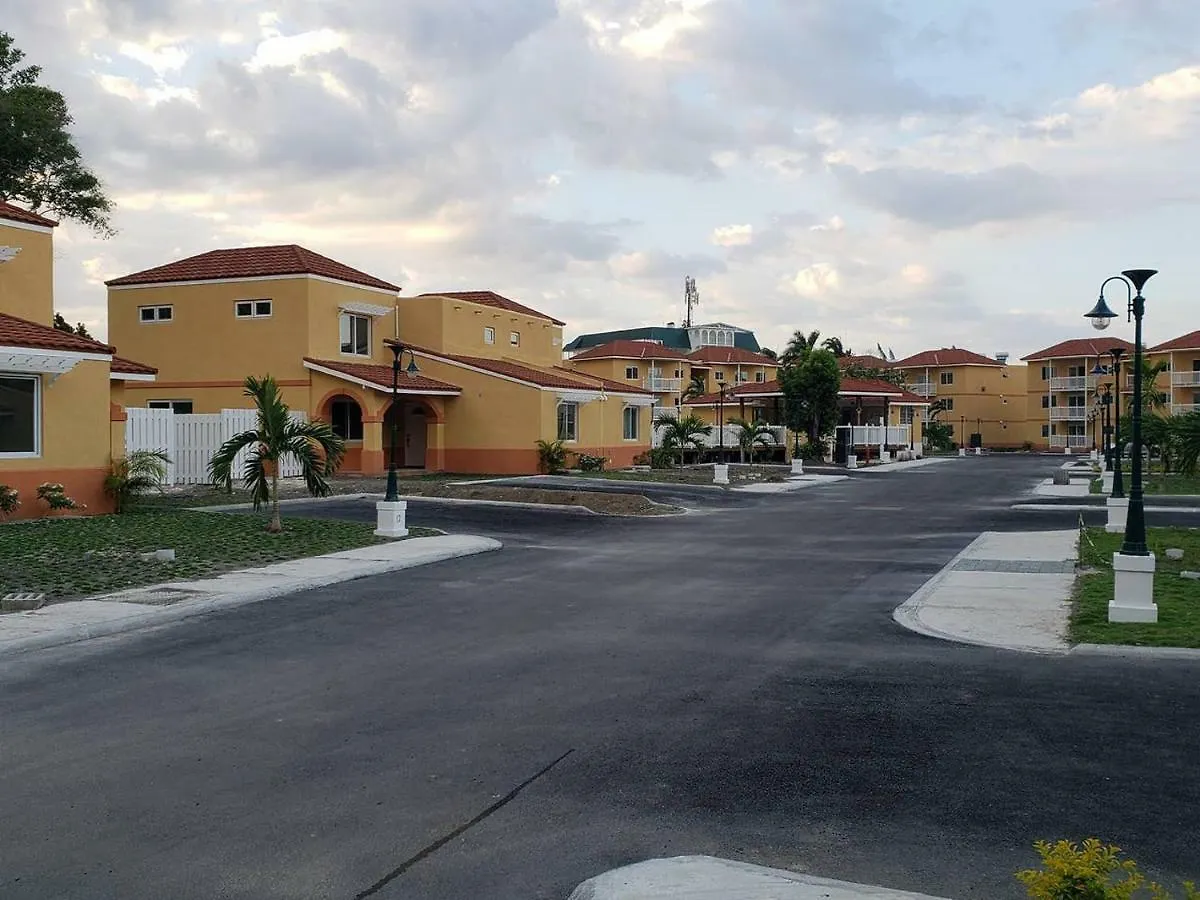 Villa Mobay Las Palmas Montego Bay Jamaica